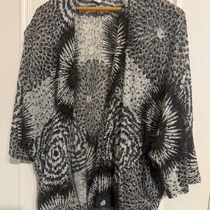 Elegant Black and White Women's cover up